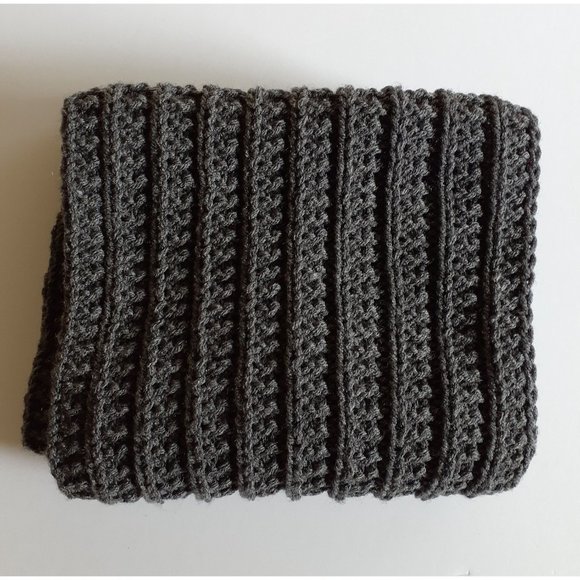 Silver gray acrylic shawl knitted - Picture 2 of 9